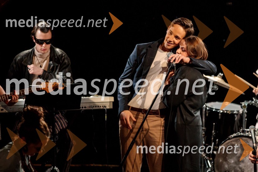  Jon Napotnik;  Jure Šimonka, igralec;  Mija Kramar, igralkaSvoje usode krojači, premiera avtorskega projekta, Slovensko mladinsko gledališče Ljubljana