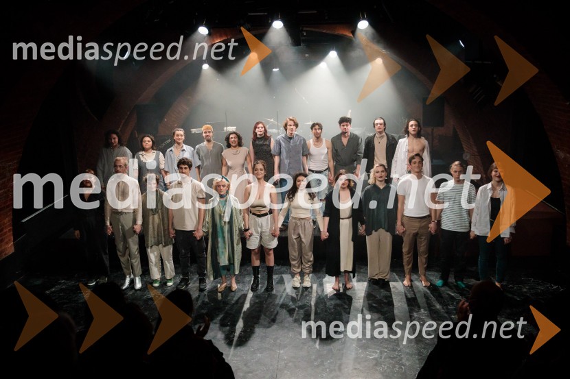  ... ;  Tia Krhlanko;  Leon Kokošar;  Indija Stropnik;  Ronja Martina Usenik;  Rosa Romih;  Luka Žerdin;  Blaž Šef, igralec;  Kaja Petrovič, igralka;  Mira Giovanna Gabriel;   Aiko  Zakrajšek, igralka;  Iza Napotnik;  Nace Korošec, selektor mladinske kolesarske reprezentance;  Katka Slosar;  Matic Eržen, igralec;  Mija Kramar, igralka;  Primož Bezjak, igralec;  Hana Kunšič;  Jon Napotnik;  Jure Šimonka, igralec;  Voranc Mandić, igralec;  ... ;  Aja MarkovičSvoje usode krojači, premiera avtorskega projekta, Slovensko mladinsko gledališče Ljubljana