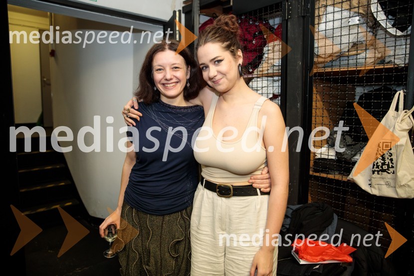  Ana Duša, pisateljica;   Aiko  Zakrajšek, igralkaSvoje usode krojači, premiera avtorskega projekta, Slovensko mladinsko gledališče Ljubljana