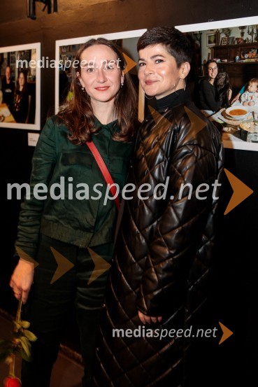  Gaja Naja Rojec, dramaturginja;  Vanja Djuran, mojstrica ličenjaSvoje usode krojači, premiera avtorskega projekta, Slovensko mladinsko gledališče Ljubljana