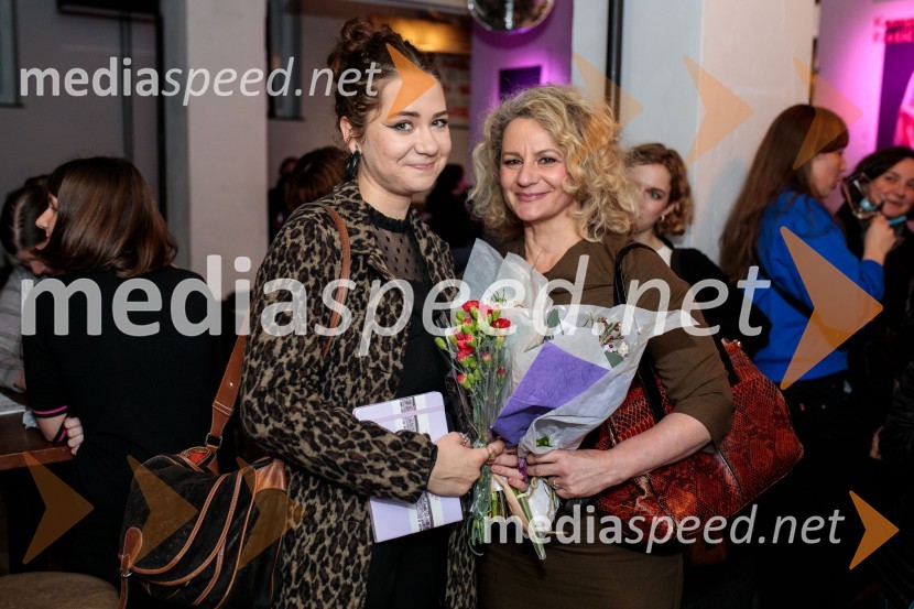   Aiko  Zakrajšek, igralka;  ... Svoje usode krojači, premiera avtorskega projekta, Slovensko mladinsko gledališče Ljubljana