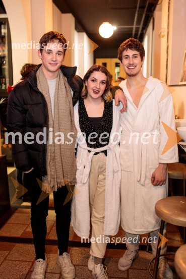  Jure Šimonka, igralec;  Mija Kramar, igralka;  Luka ŽerdinSvoje usode krojači, premiera avtorskega projekta, Slovensko mladinsko gledališče Ljubljana