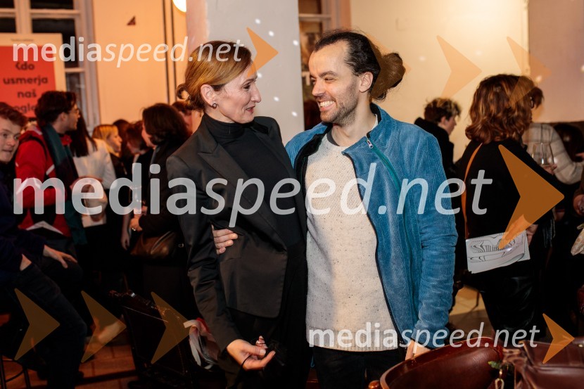  Helena Grahek, vodja marketinga in odnosi z javnostmi, Slovensko mladinsko gledališče;  Blaž Šef, igralecSvoje usode krojači, premiera avtorskega projekta, Slovensko mladinsko gledališče Ljubljana