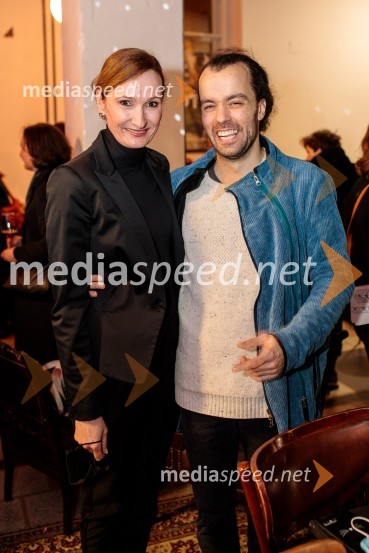  Helena Grahek, vodja marketinga in odnosi z javnostmi, Slovensko mladinsko gledališče;  Blaž Šef, igralecSvoje usode krojači, premiera avtorskega projekta, Slovensko mladinsko gledališče Ljubljana