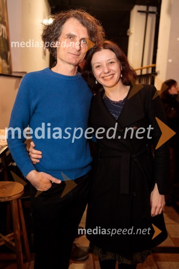  Jure Longyka, moderator;  Ana Duša, pisateljicaSvoje usode krojači, premiera avtorskega projekta, Slovensko mladinsko gledališče Ljubljana