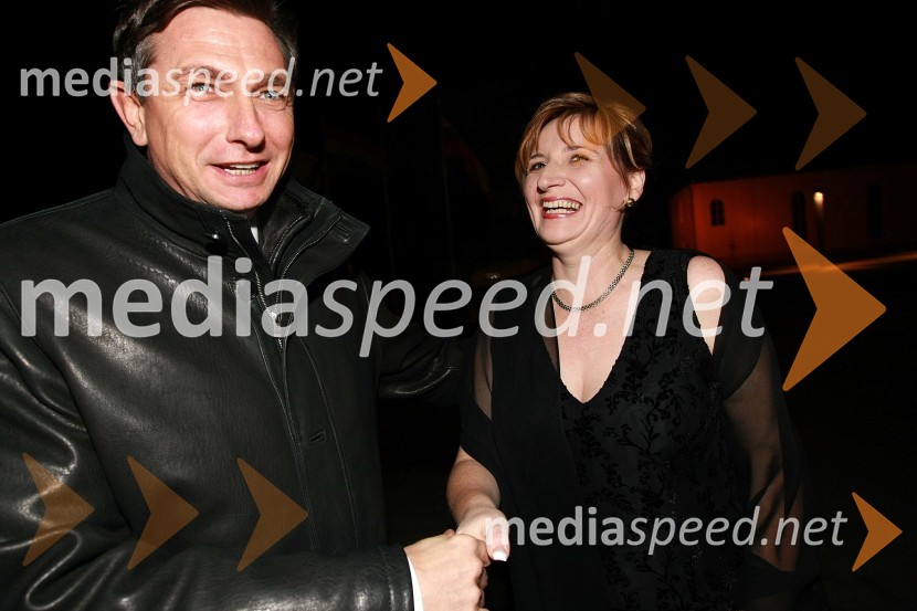 Borut Pahor, predsednik vlade RS in Helena Zver, pomočnica generalnega direktorja RTV Slovenija za madžarsko narodno skupnost50 let radia MMR in 30 let TV oddaje Hidak - mostovi