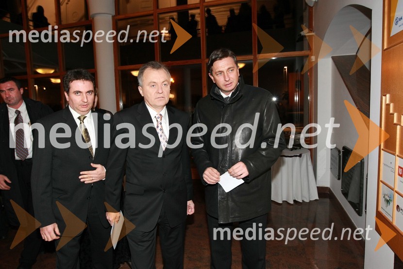 ..., Anton Guzej, generalni direktor RTV Slovenija in Borut Pahor, predsednik vlade RS50 let radia MMR in 30 let TV oddaje Hidak - mostovi