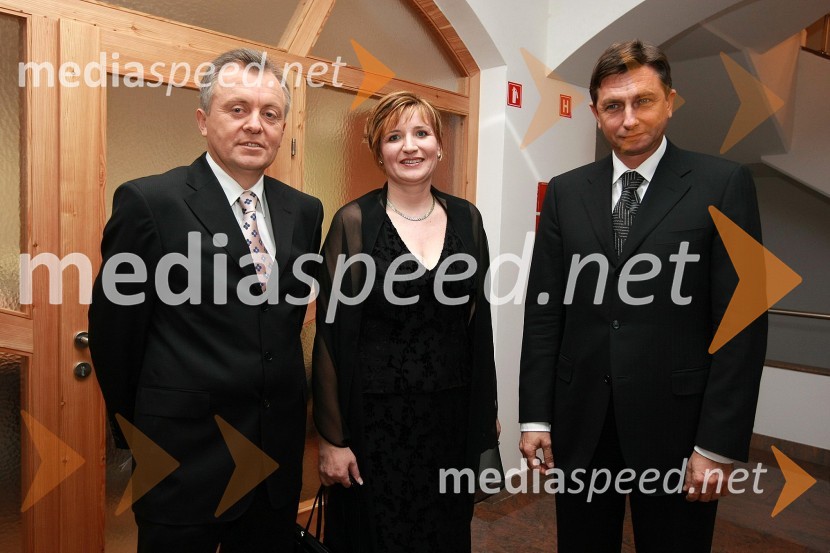 Anton Guzej, generalni direktor RTV Slovenija, Helena Zver, pomočnica generalnega direktorja RTV Slovenija za madžarsko narodno skupnost in Borut Pahor, predsednik vlade RS50 let radia MMR in 30 let TV oddaje Hidak - mostovi