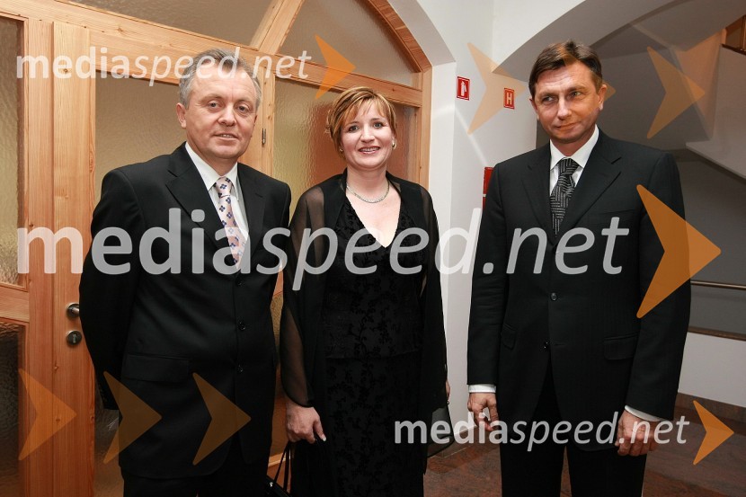 Anton Guzej, generalni direktor RTV Slovenija, Helena Zver, pomočnica generalnega direktorja RTV Slovenija za madžarsko narodno skupnost in Borut Pahor, predsednik vlade RS50 let radia MMR in 30 let TV oddaje Hidak - mostovi
