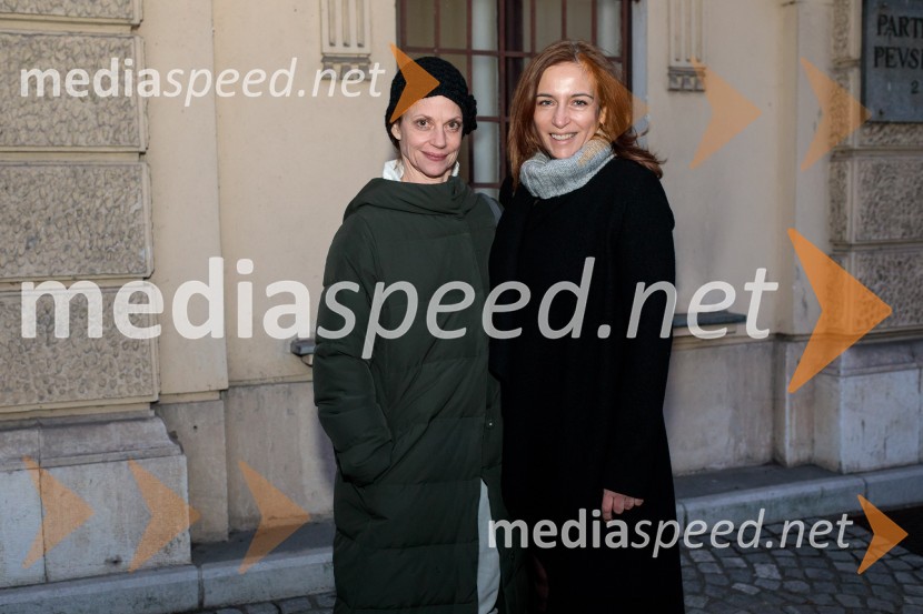  ... ;  Barbara Medvešček, igralkaSkrivno društvo KRVZ v Lutkovnem gledališču Ljubljana