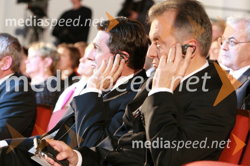 Borut Pahor, predsednik vlade RS in Anton Guzej, generalni direktor RTV Slovenija50 let radia MMR in 30 let TV oddaje Hidak - mostovi