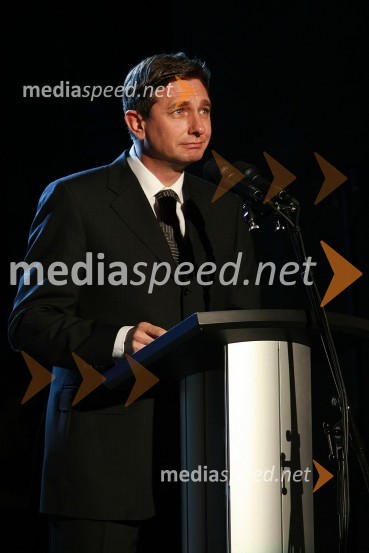 Borut Pahor, predsednik vlade RS50 let radia MMR in 30 let TV oddaje Hidak - mostovi