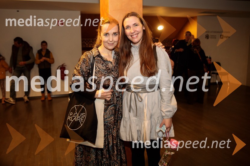  Maja Kunšič, igralka;  Patrizia  Jurinčič Finžgar, igralkaSkrivno društvo KRVZ v Lutkovnem gledališču Ljubljana