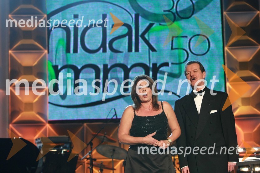 Andrea Zsadon in Tibor Szolnoki50 let radia MMR in 30 let TV oddaje Hidak - mostovi