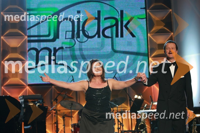 Andrea Zsadon in Tibor Szolnoki50 let radia MMR in 30 let TV oddaje Hidak - mostovi