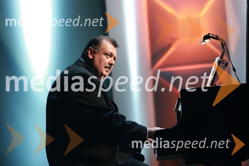 50 let radia MMR in 30 let TV oddaje Hidak - mostovi