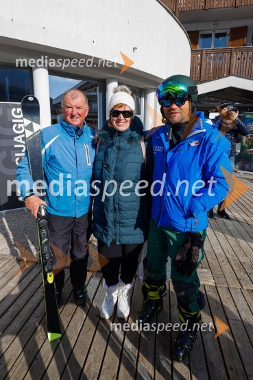  Daniel  Rampre, pevec;  Andreja  Čamernik, pevka;  Aleš Bartol, glasbenik, Mambo KingsVIP smučanje z znanimi Slovenci