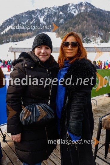  Teja Pelko, novinarka, Svet24;  Karmen Špacapan, odgovorna urednica Svet24.siVIP smučanje z znanimi Slovenci