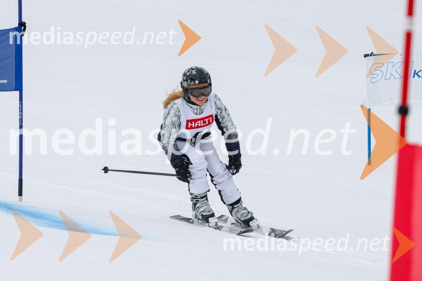  Nuša Derenda, pevkaVIP smučanje z znanimi Slovenci