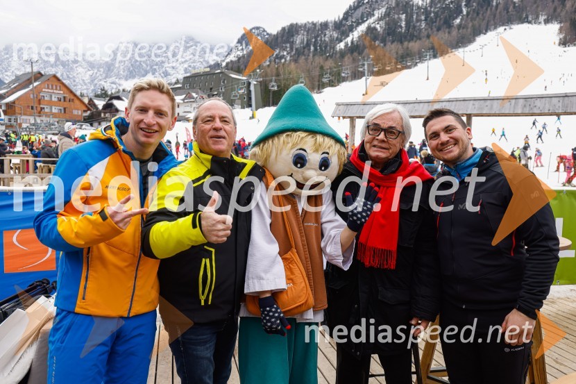  Blaž Gec, Zvita feltna;  VIli Resnik, pevec;  Lado  Leskovar, pevec in ambasador Unicef;  Matic Leban, Zvita feltnaVIP smučanje z znanimi Slovenci