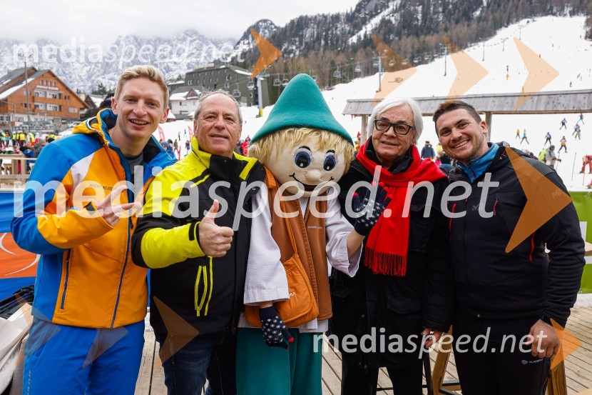  Blaž Gec, Zvita feltna;  VIli Resnik, pevec;  Lado  Leskovar, pevec in ambasador Unicef;  Matic Leban, Zvita feltnaVIP smučanje z znanimi Slovenci