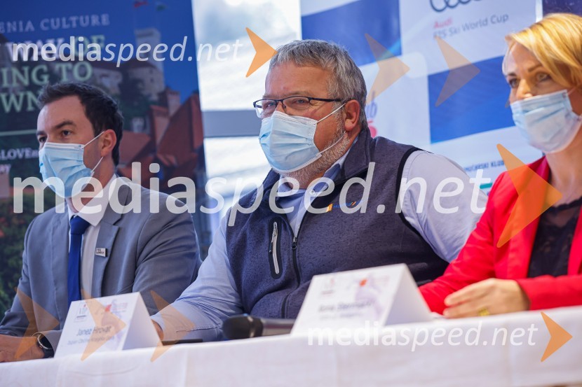  Janez Hrovat, župan občine Kranjska GoraVIP smučanje z znanimi Slovenci