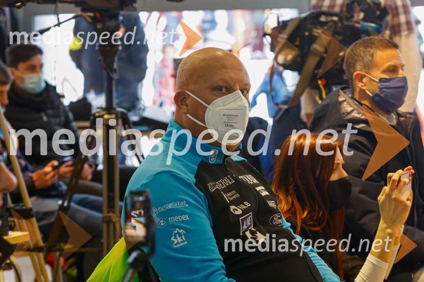  Iztok Klančnik, direktor Selectium Adriatics d.o.o., predsednik Zbora alpskih disciplin, Smučarska zveza SlovenijeVIP smučanje z znanimi Slovenci