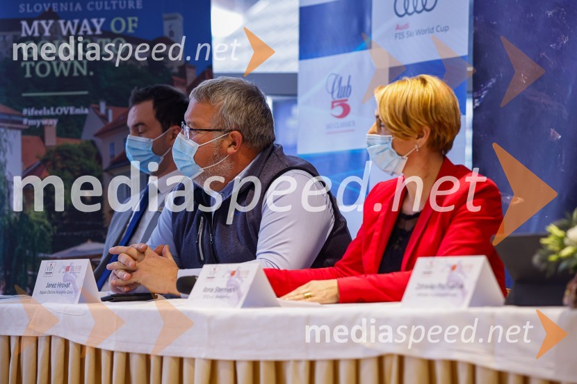  Rok Capl, v.d. direktorja SPIRIT;  Janez Hrovat, župan občine Kranjska Gora;  Ilona Stermecki, v.d. direktorice podjetja STOVIP smučanje z znanimi Slovenci