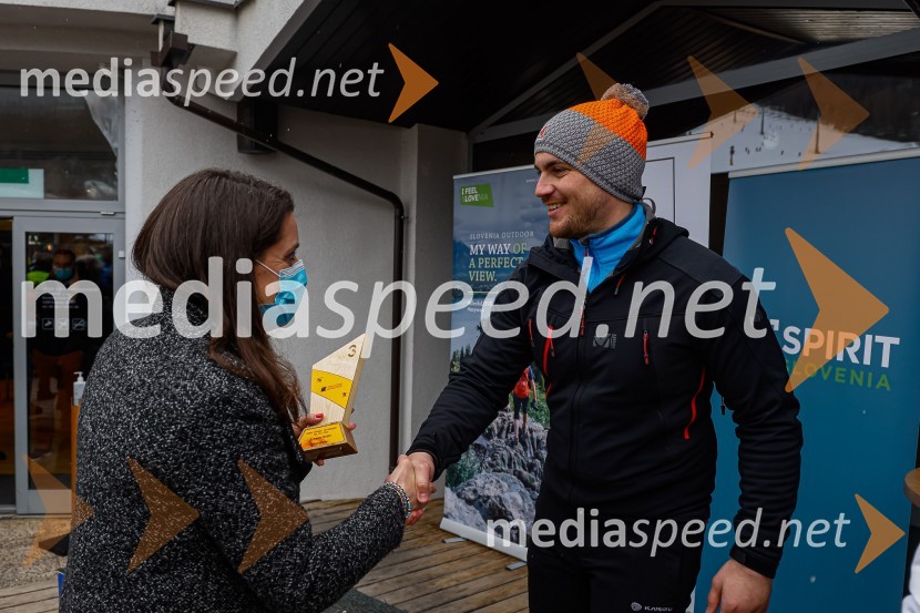 dr. Simona Kustec, ministrica za izobraževanje, znanost in šport;  Matic Leban, Zvita feltnaVIP smučanje z znanimi Slovenci