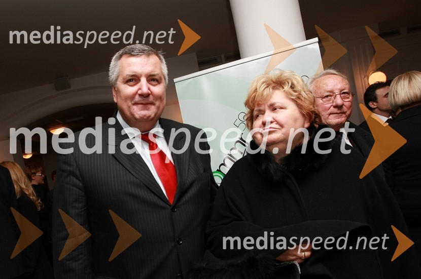 József Czukor, veleposlanik republike Madžarske v Sloveniji in Marija Pozsonec, nekdanja poslanka madžarske narodne skupnosti50 let radia MMR in 30 let TV oddaje Hidak - mostovi