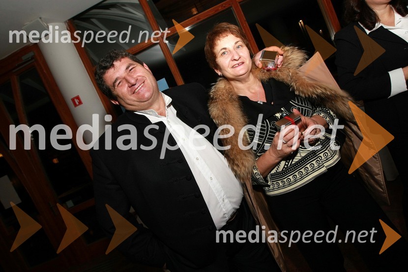 Jožef Kocon, predsednik Pomurske madžarske narodne samoupravne skupnosti ter nekdanji župan Lendave in Lili Kepe, direktorica Zavoda za kulturo madžarske narodne skupnosti50 let radia MMR in 30 let TV oddaje Hidak - mostovi