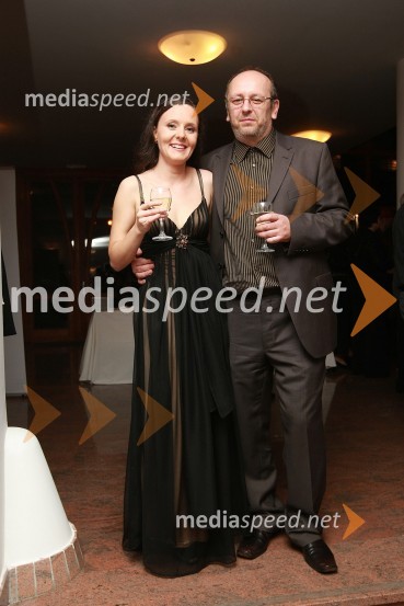 Mirjana Lovrič, odgovorna urednica TV Lendava in povezovalka večera in ...50 let radia MMR in 30 let TV oddaje Hidak - mostovi