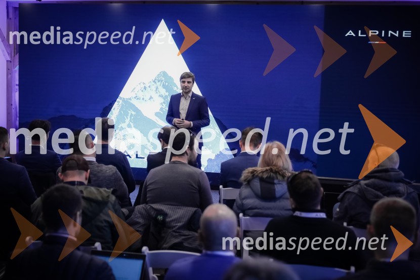 Renault Alpine, slovenska predstavitev