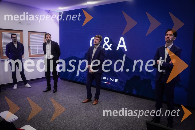 Renault Alpine, slovenska predstavitev