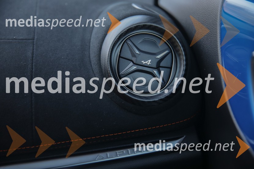 Renault Alpine, slovenska predstavitev