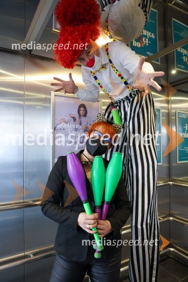  Matjaž Kekec, ZUM Kreativa;  Nena Horvat, vodja marketinga Citycenter CeljePustovanje v Citycentru Celje