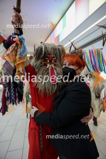  Nena Horvat, vodja marketinga Citycenter CeljePustovanje v Citycentru Celje