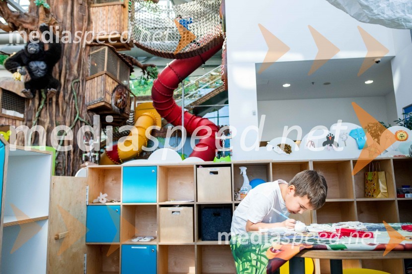 Pustovanje v Citycentru Celje