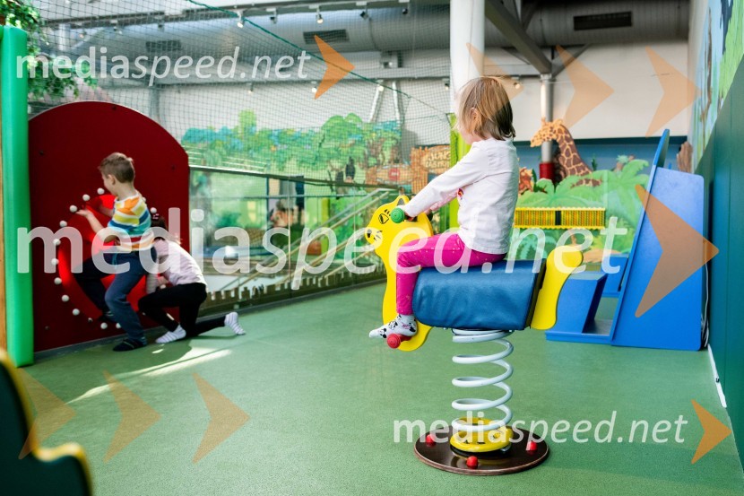 Pustovanje v Citycentru Celje