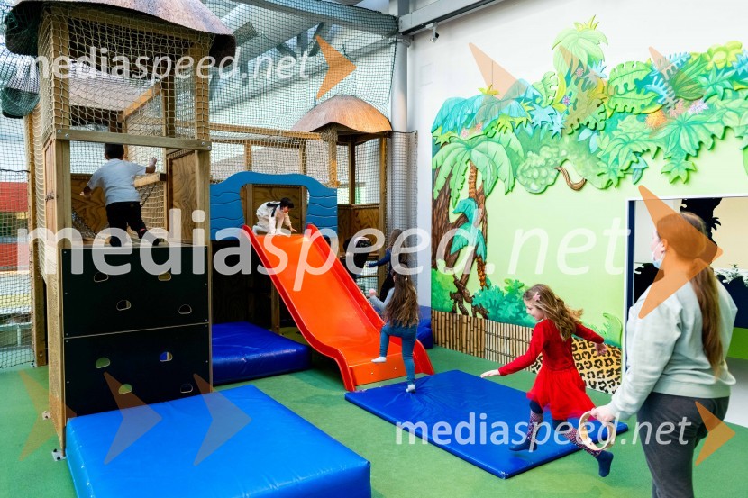 Pustovanje v Citycentru Celje