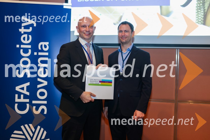  Kruno Abramovič, CFA, podpredsednik društva CFA Society Slovenia in predsednik uprave NLB Skladi; dr. Primož Dolenc, Banka SlovenijeCFA Institute Research Challenge 2022