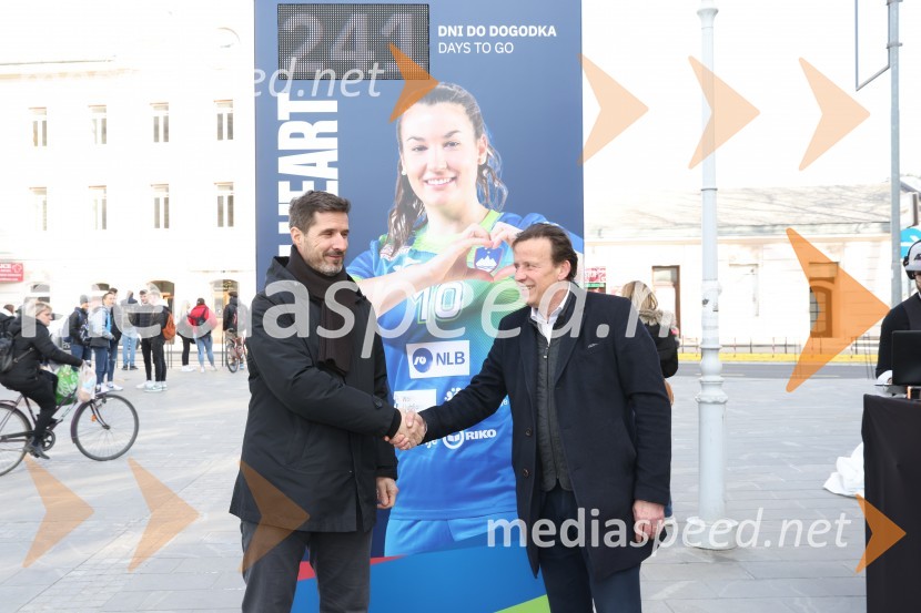  Roman Pungartnik, RK Celje Pivovarna Laško;  Bojan Šrot, župan MO CeljeOdštevalnik do EP v rokometu za ženske