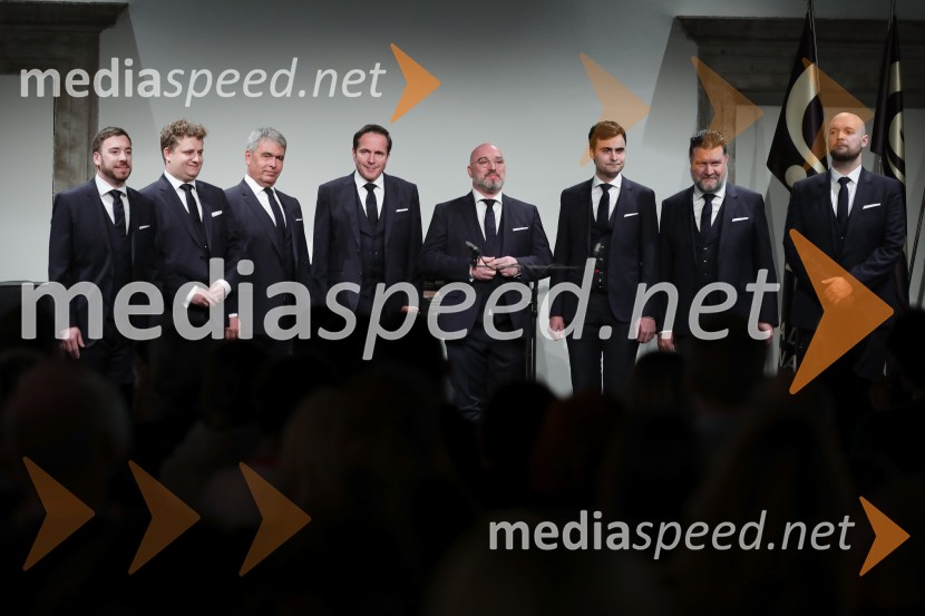  Darko Vidic, bariton, Slovenski oktet;  Andrej Oder, 1. tenor, Slovenski oktet;   Matej  Voje, bas, Slovenski oktet;  Janez Triler, 2. tenor, Slovenski oktet;  Jože Vidic, operni pevec, bariton, Slovenski oktet;  Rok Ferenčak, 1. tenor, Slovenski oktet;  Janko  Volčanšek, bas, Slovenski oktet;  David Jagodic, tenorist, Slovenski oktetJubilejnih 70 let Slovenskega okteta in Festivala Ljubljana