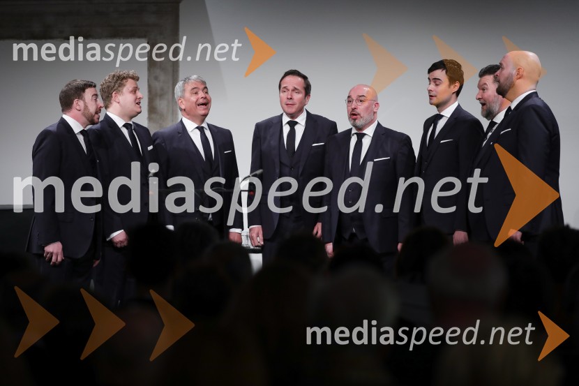  Darko Vidic, bariton, Slovenski oktet;  Andrej Oder, 1. tenor, Slovenski oktet;   Matej  Voje, bas, Slovenski oktet;  Janez Triler, 2. tenor, Slovenski oktet;  Jože Vidic, operni pevec, bariton, Slovenski oktet;  Rok Ferenčak, 1. tenor, Slovenski oktet;  Janko  Volčanšek, bas, Slovenski oktet;  David Jagodic, tenorist, Slovenski oktetJubilejnih 70 let Slovenskega okteta in Festivala Ljubljana