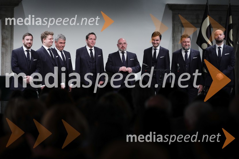  Darko Vidic, bariton, Slovenski oktet;  Andrej Oder, 1. tenor, Slovenski oktet;   Matej  Voje, bas, Slovenski oktet;  Janez Triler, 2. tenor, Slovenski oktet;  Jože Vidic, operni pevec, bariton, Slovenski oktet;  Rok Ferenčak, 1. tenor, Slovenski oktet;  Janko  Volčanšek, bas, Slovenski oktet;  David Jagodic, tenorist, Slovenski oktetJubilejnih 70 let Slovenskega okteta in Festivala Ljubljana