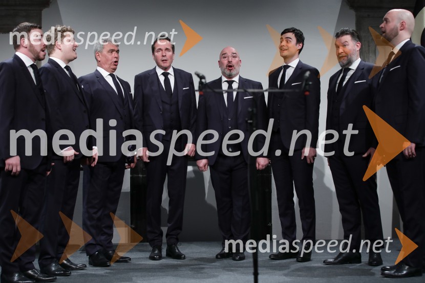  Darko Vidic, bariton, Slovenski oktet;  Andrej Oder, 1. tenor, Slovenski oktet;   Matej  Voje, bas, Slovenski oktet;  Janez Triler, 2. tenor, Slovenski oktet;  Jože Vidic, operni pevec, bariton, Slovenski oktet;  Rok Ferenčak, 1. tenor, Slovenski oktet;  Janko  Volčanšek, bas, Slovenski oktet;  David Jagodic, tenorist, Slovenski oktetJubilejnih 70 let Slovenskega okteta in Festivala Ljubljana