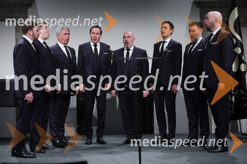  Darko Vidic, bariton, Slovenski oktet;  Andrej Oder, 1. tenor, Slovenski oktet;   Matej  Voje, bas, Slovenski oktet;  Janez Triler, 2. tenor, Slovenski oktet;  Jože Vidic, operni pevec, bariton, Slovenski oktet;  Rok Ferenčak, 1. tenor, Slovenski oktet;  Janko  Volčanšek, bas, Slovenski oktet;  David Jagodic, tenorist, Slovenski oktetJubilejnih 70 let Slovenskega okteta in Festivala Ljubljana