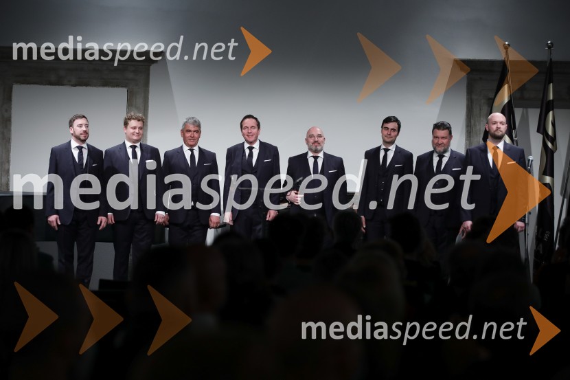  Darko Vidic, bariton, Slovenski oktet;  Andrej Oder, 1. tenor, Slovenski oktet;   Matej  Voje, bas, Slovenski oktet;  Janez Triler, 2. tenor, Slovenski oktet;  Jože Vidic, operni pevec, bariton, Slovenski oktet;  Rok Ferenčak, 1. tenor, Slovenski oktet;  Janko  Volčanšek, bas, Slovenski oktet;  David Jagodic, tenorist, Slovenski oktetJubilejnih 70 let Slovenskega okteta in Festivala Ljubljana