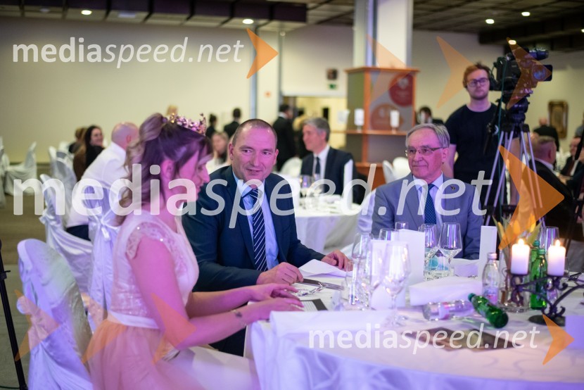  Ana Pavlin, 24. vinska kraljica Slovenije; dr. Jože Podgoršek, agrarni ekonom in politik, minister za kmetijstvo, gozdarstvo in prehrano;  Janez Erjavec, direktor, Pomurski sejem, d.d., Gornja Radgona25. Vinska kraljica Slovenije