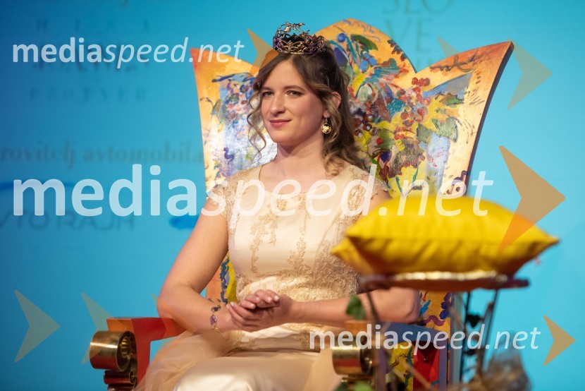  Ana Pavlin, 24. vinska kraljica Slovenije25. Vinska kraljica Slovenije